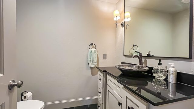 1106 Kipp Avenue, Kemah, TX 77565