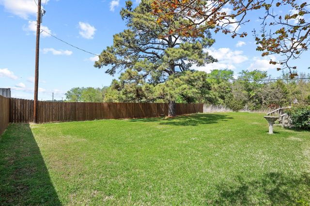 110 Vine Street, Pottsboro, TX 75076