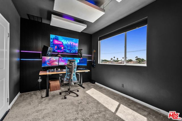 8408 N Fresco Way, Northridge, CA 91325