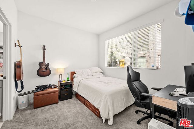 8408 N Fresco Way, Northridge, CA 91325