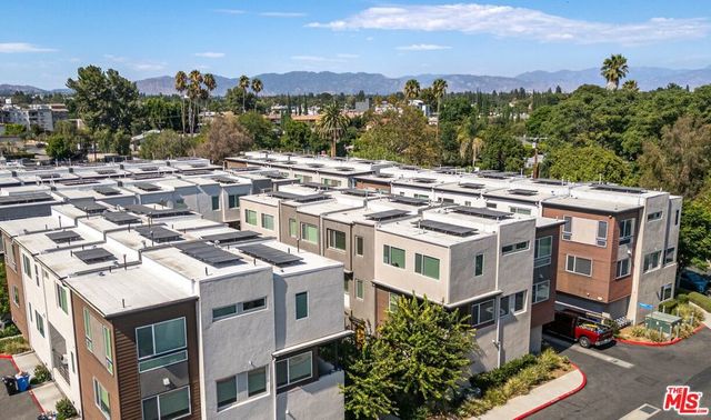 8408 N Fresco Way, Northridge, CA 91325