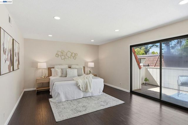 1354 Dale Ave 9, Mountain View, CA 94040
