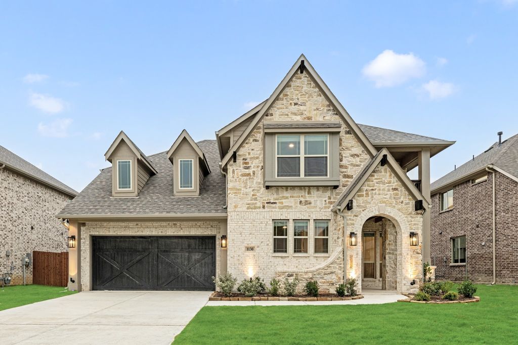 1130 Cardinal Drive, Midlothian, TX 76065