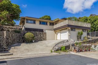 3376 Ala Laulani Street, Honolulu, HI 96818