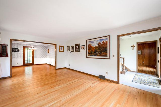 1995 Hastings Lane, Columbus, OH 43220