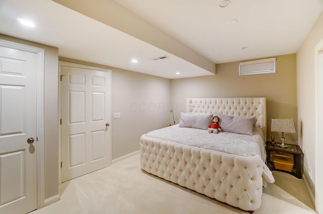 1373 Pinnacle Club Drive, Grove City, OH 43123