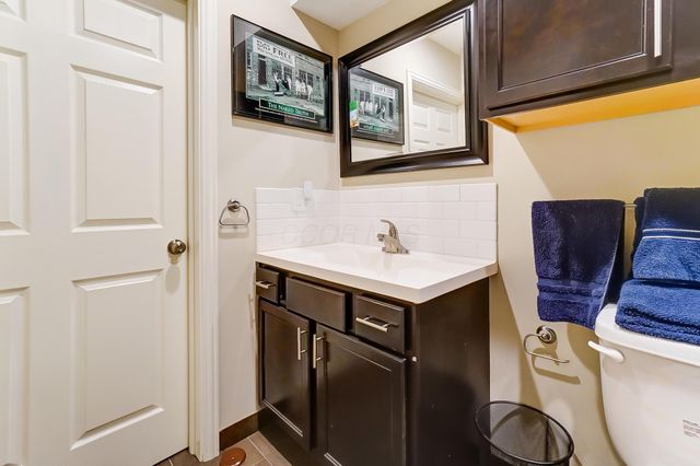1373 Pinnacle Club Drive, Grove City, OH 43123
