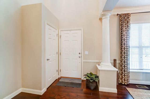1373 Pinnacle Club Drive, Grove City, OH 43123