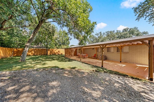 2227 Hanover Drive, Waco, TX 76710