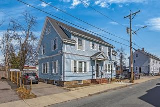 15-17 Market St, Brockton, MA 02301