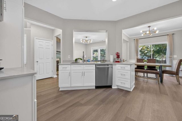 5910 Bentley Way, Cumming, GA 30040