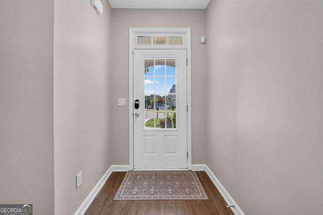 5910 Bentley Way, Cumming, GA 30040