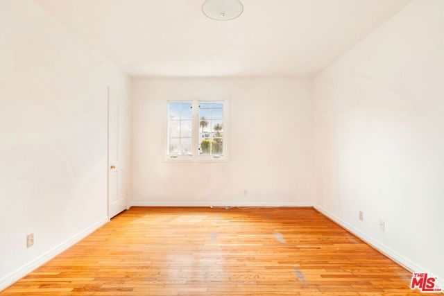 1015 San Vicente Boulevard, Santa Monica, CA 90402