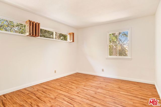 1015 San Vicente Boulevard, Santa Monica, CA 90402