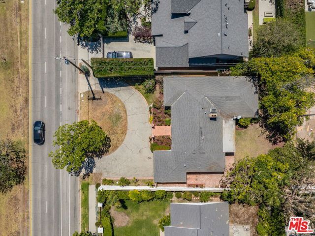 1015 San Vicente Boulevard, Santa Monica, CA 90402