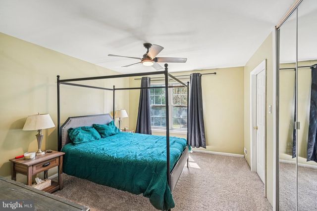 32 MILL STREAM RD, Pine Hill, NJ 08021