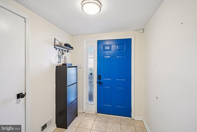 32 MILL STREAM RD, Pine Hill, NJ 08021