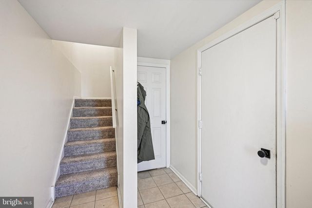 32 MILL STREAM RD, Pine Hill, NJ 08021