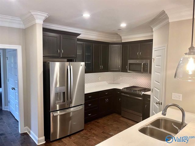 8018 Misty Valley Way, Owens Cross Roads, AL 35763