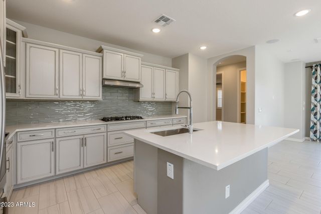 15292 W LINDEN Street, Goodyear, AZ 85338