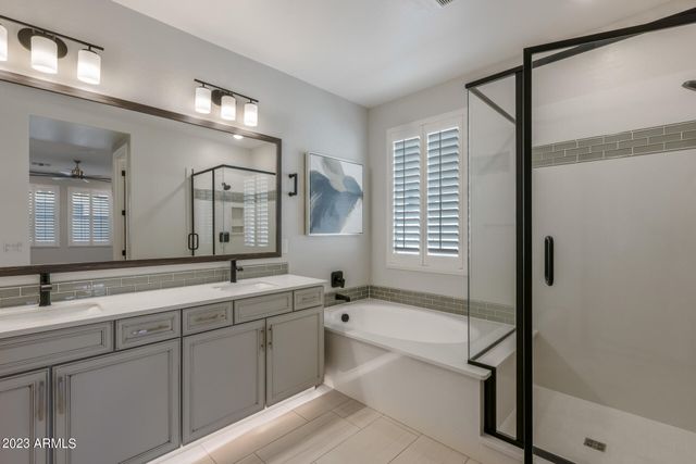 15292 W LINDEN Street, Goodyear, AZ 85338