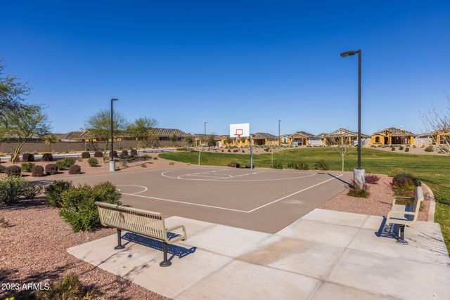 15292 W LINDEN Street, Goodyear, AZ 85338