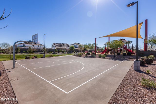 15292 W LINDEN Street, Goodyear, AZ 85338