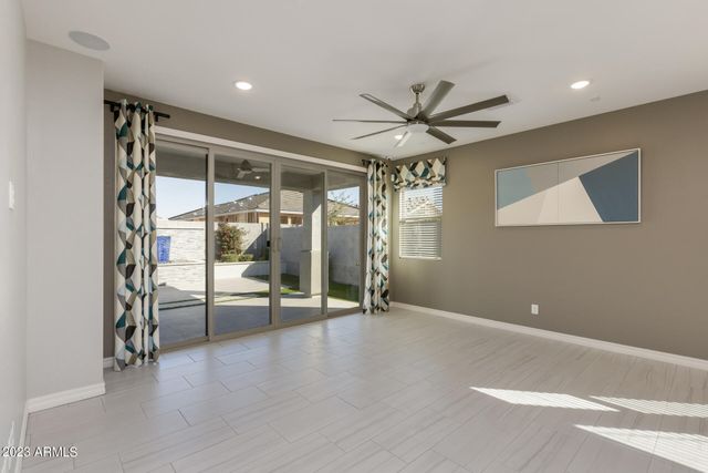 15292 W LINDEN Street, Goodyear, AZ 85338