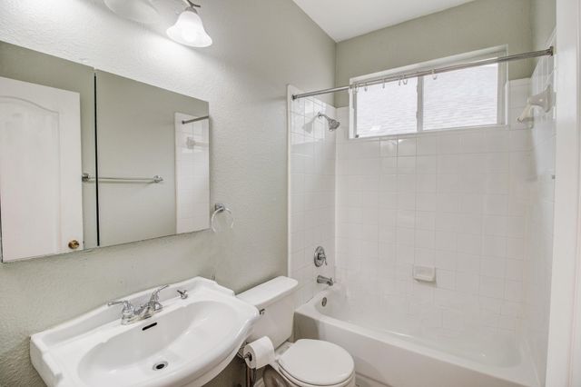 4521 Highridge Drive, The Colony, TX 75056