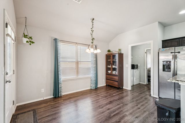 5752 E 147th Street S, Bixby, OK 74008