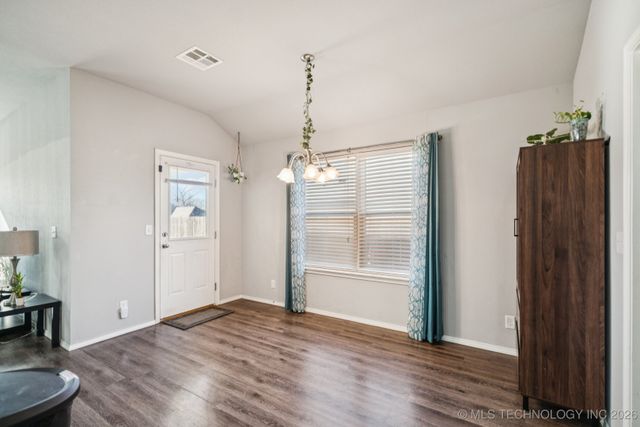 5752 E 147th Street S, Bixby, OK 74008