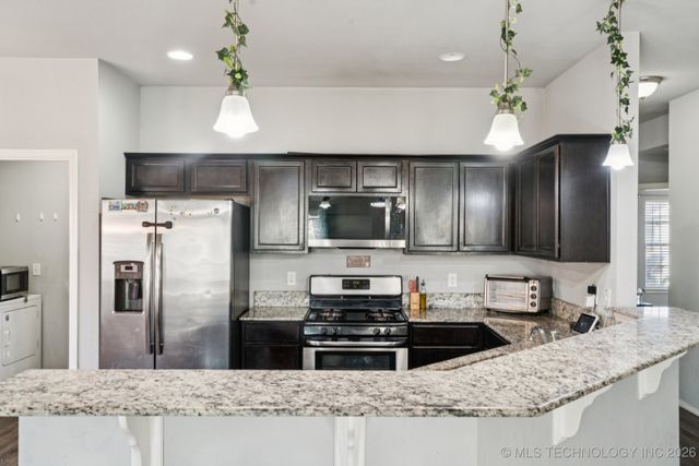 5752 E 147th Street S, Bixby, OK 74008