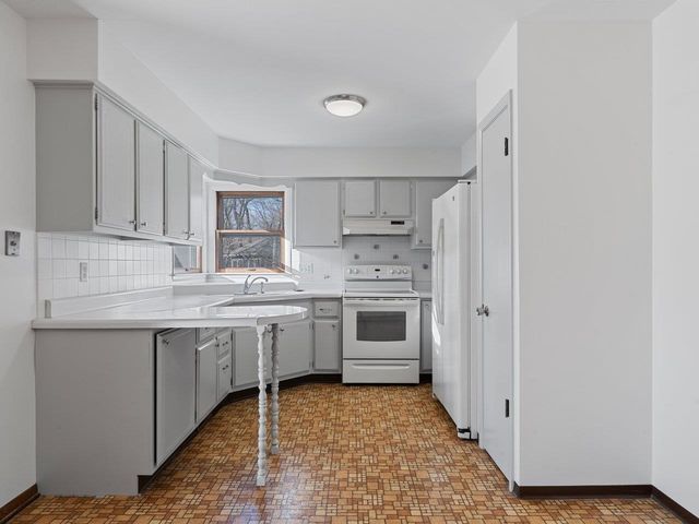 3602 14th Avenue, Moline, IL 61265