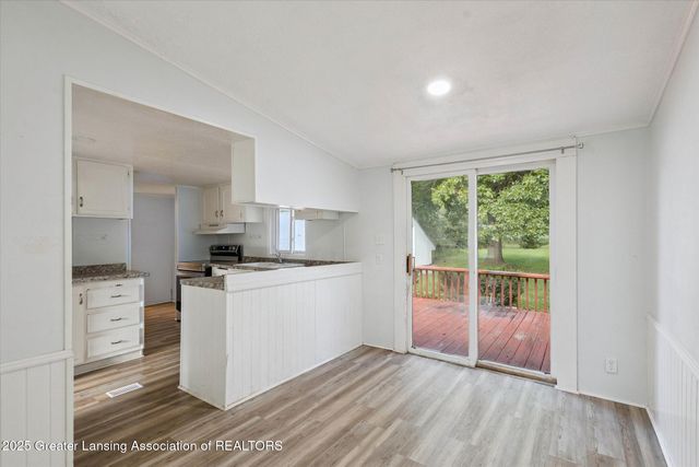 9991 W Stoll Road, Haslett, MI 48840