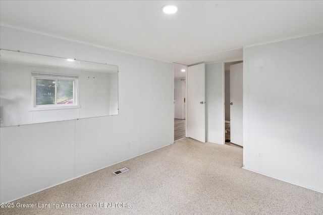 9991 W Stoll Road, Haslett, MI 48840