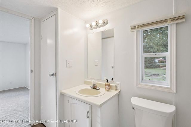 9991 W Stoll Road, Haslett, MI 48840