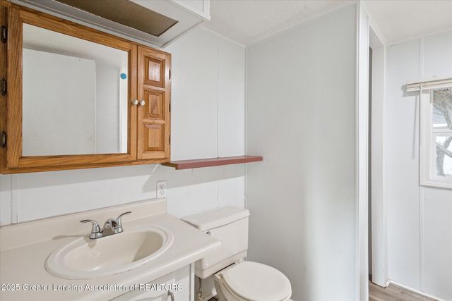 9991 W Stoll Road, Haslett, MI 48840