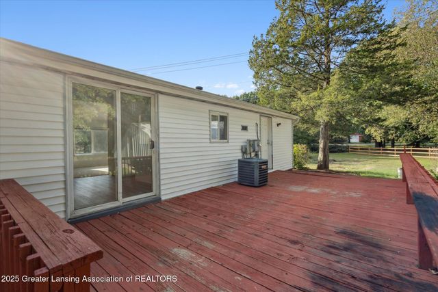 9991 W Stoll Road, Haslett, MI 48840