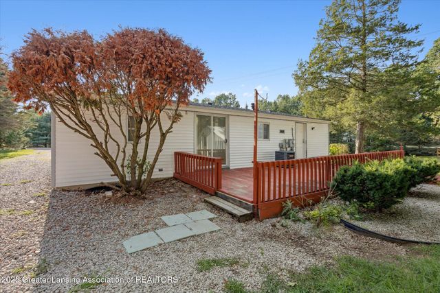 9991 W Stoll Road, Haslett, MI 48840