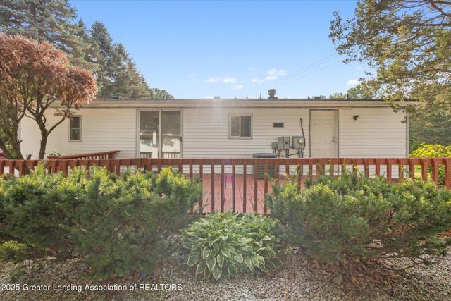 9991 W Stoll Road, Haslett, MI 48840