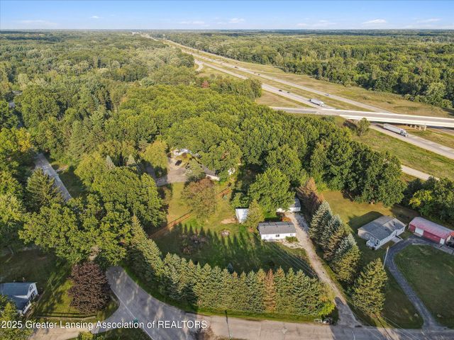 9991 W Stoll Road, Haslett, MI 48840