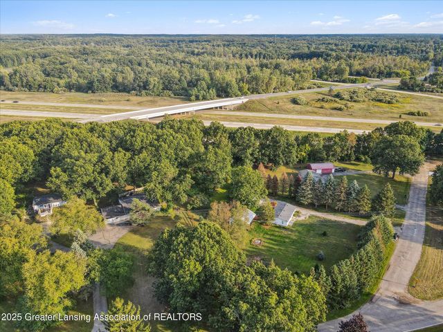 9991 W Stoll Road, Haslett, MI 48840