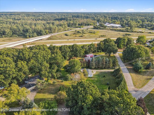 9991 W Stoll Road, Haslett, MI 48840