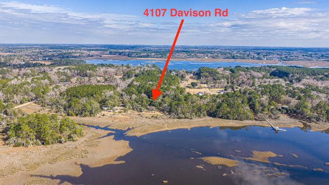 4107 Davison Road, Ravenel, SC 29470