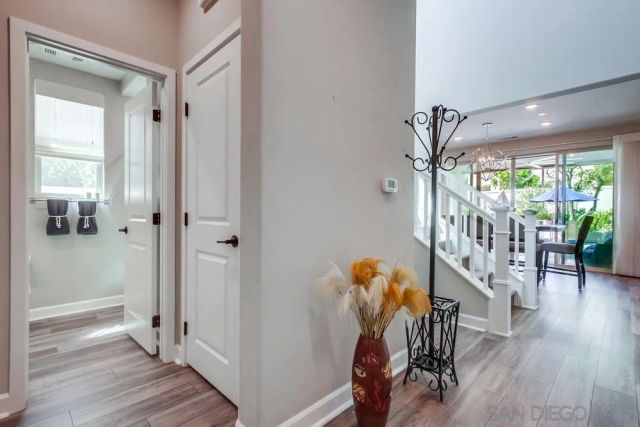 1933 Pascal Ct, Escondido, CA 92026