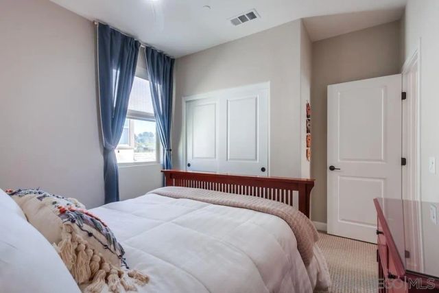 1933 Pascal Ct, Escondido, CA 92026