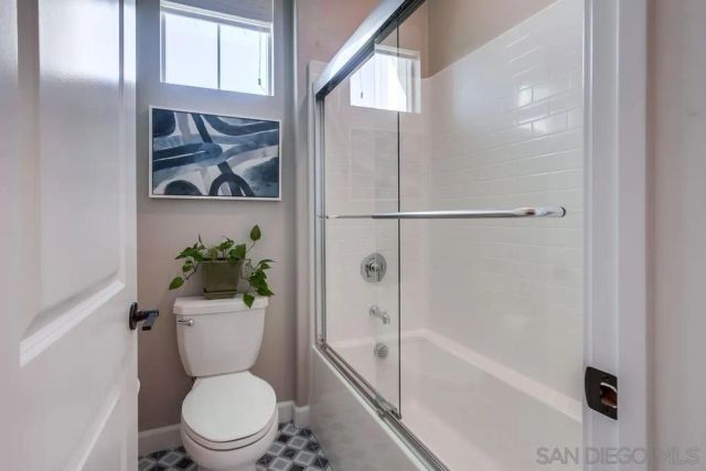 1933 Pascal Ct, Escondido, CA 92026