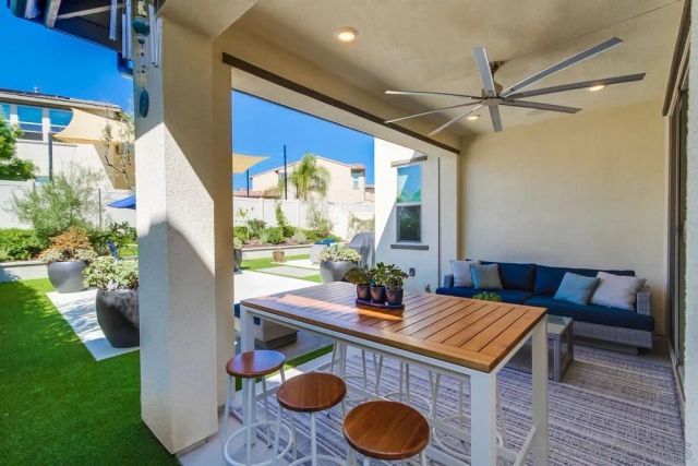 1933 Pascal Ct, Escondido, CA 92026