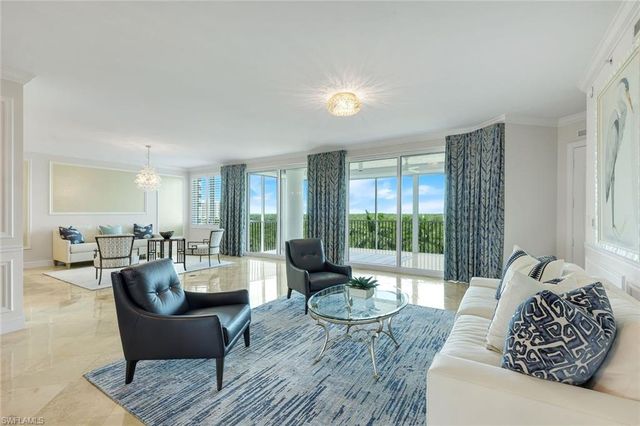 275 Indies WAY 503, Naples, FL 34110