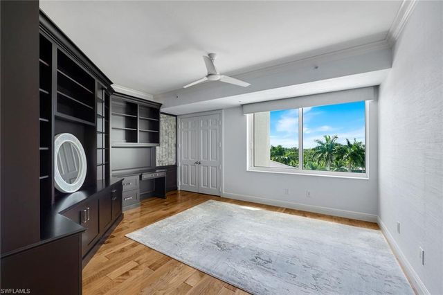 275 Indies WAY 503, Naples, FL 34110